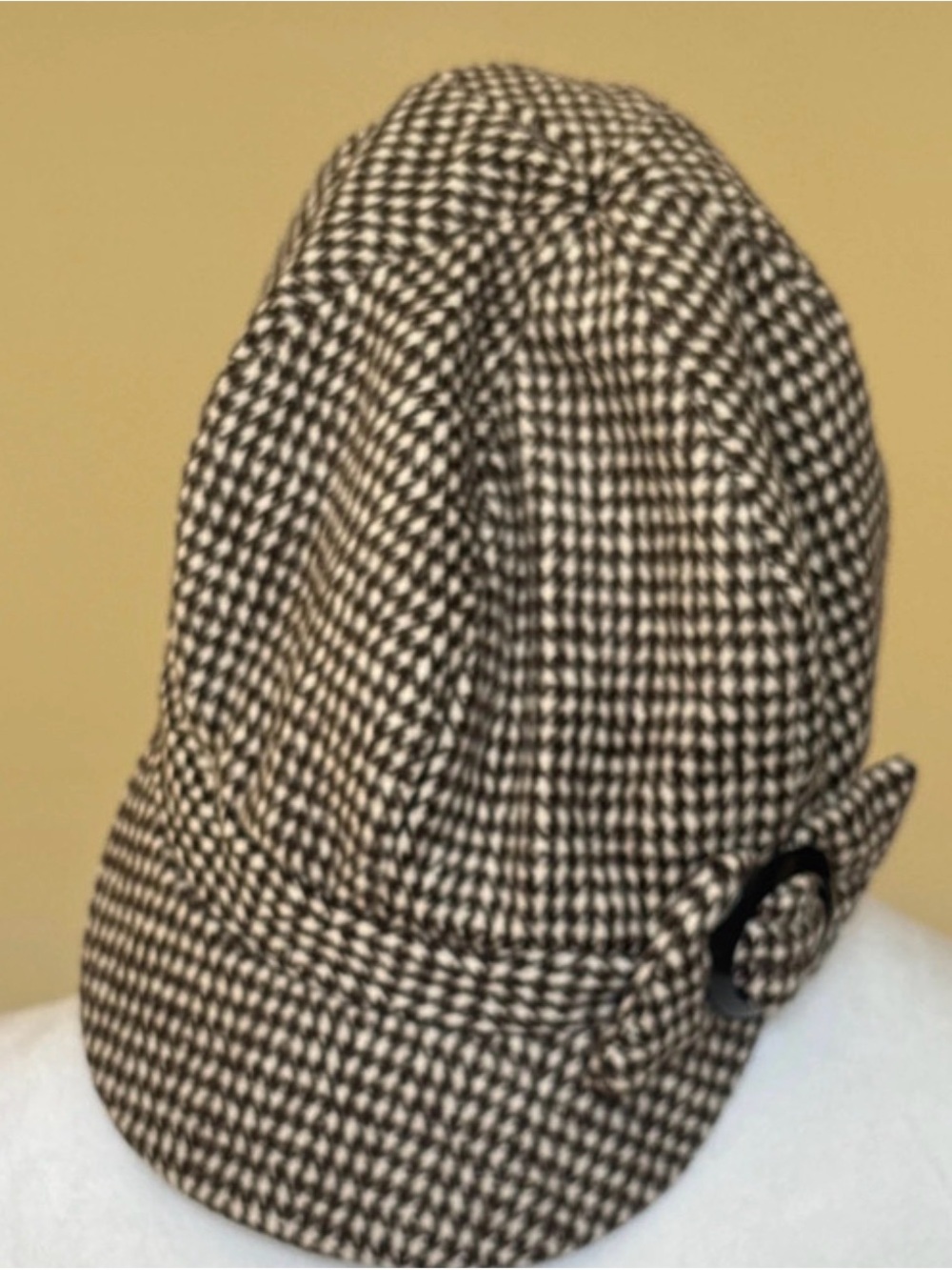 Textured Houndstooth Newsboy Cap - Brown & White